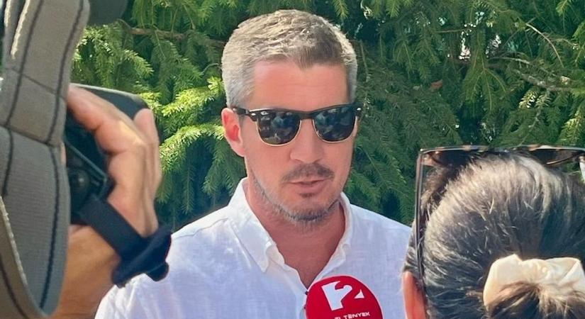 Kocsis Máté szerint Magyar Péter és a Telex álhíreket gyárt