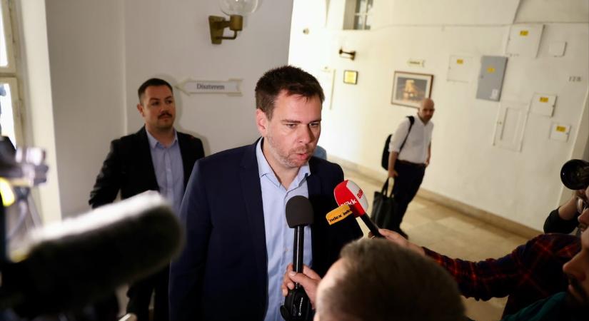 Vitézy Dávid: A kormány akadályozta meg a BKV öreg buszainak cseréjét
