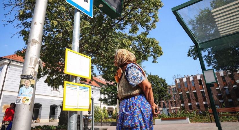 Több debreceni buszmegállóba hiába várakozol, nem fog érkezni a busz