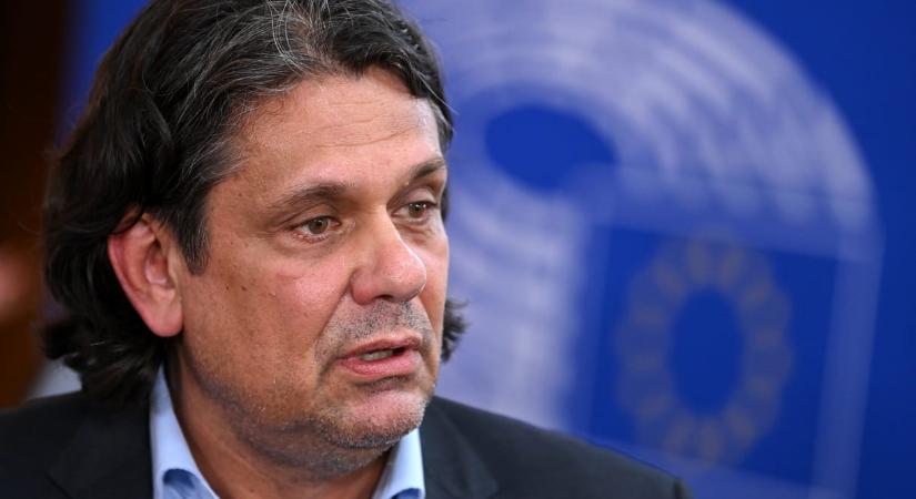 Két olyan előadó Szent István-napi koncertjét is visszamondták, akiket Deutsch listázott
