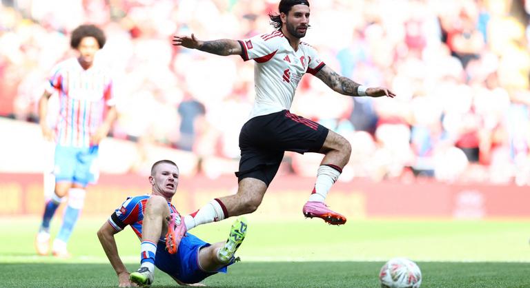 Szoboszlai Dominik kereszttűzben, kemény döntés előtt a Liverpool vezetőedzője