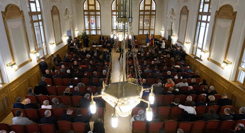 Nyitra megye önkormányzata 9 millió eurót költ iskolaépületek helyreállítására