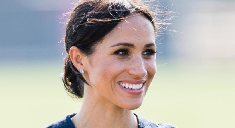 Megőrülnek a nők Meghan Markle pulóveréért: tökéletes darab az őszre