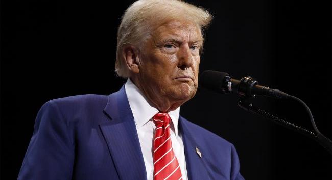 Trump szerint elérhető az ukrajnai tűzszünet Alaszkában