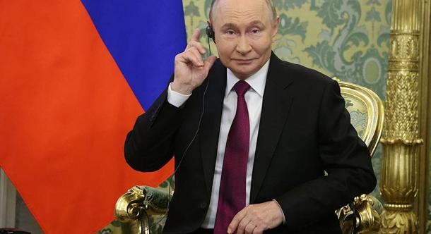 Putyin nyilatkozatot tett a Trumppal való csúcstalálkozó előtt