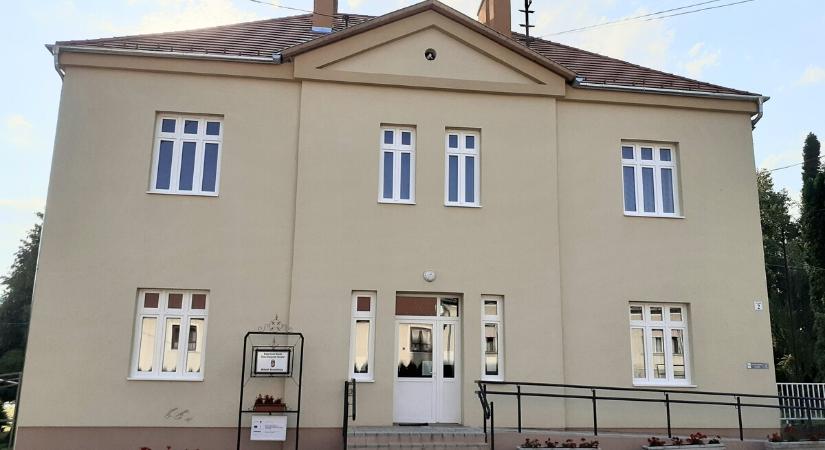 Új választás jöhet Miháldon – lemondott a község egyik képviselője