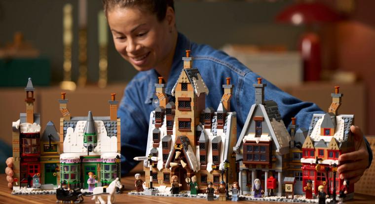 Egy Roxmorts gyűjtői készlettel támad a LEGO, ami felnőtteknek készül, felnőtt áron