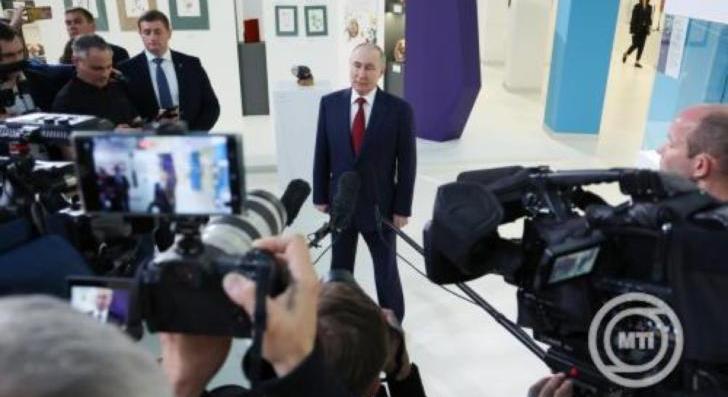 Az ukrajnai rendezés lesz az alaszkai orosz-amerikai csúcs központi témája