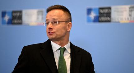 Szijjártó szerint Nyugat-Európa rávette az ukránokat, hogy folytassák a harcot