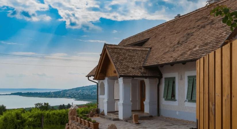 Top 5 megfizethető nyaraló a Balaton északi partján