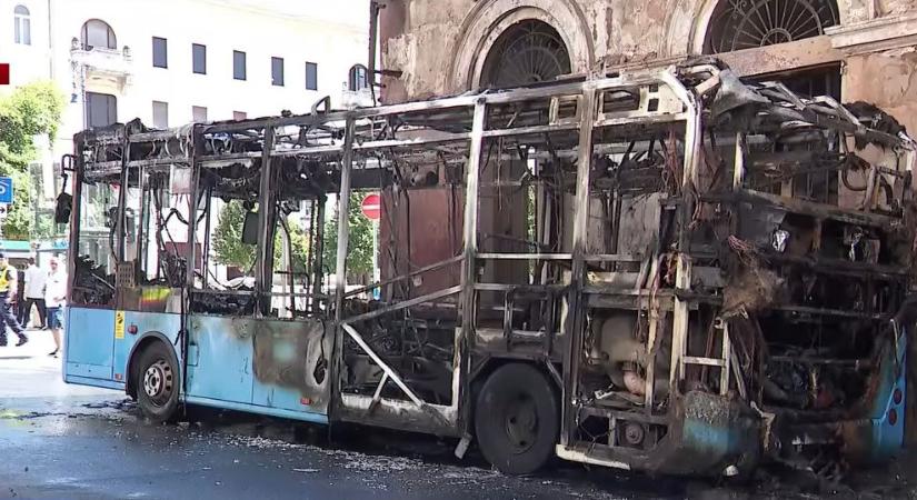 Szabotázs áll a kigyulladó buszok mögött? Hátborzongató megfejtés az utca emberétől