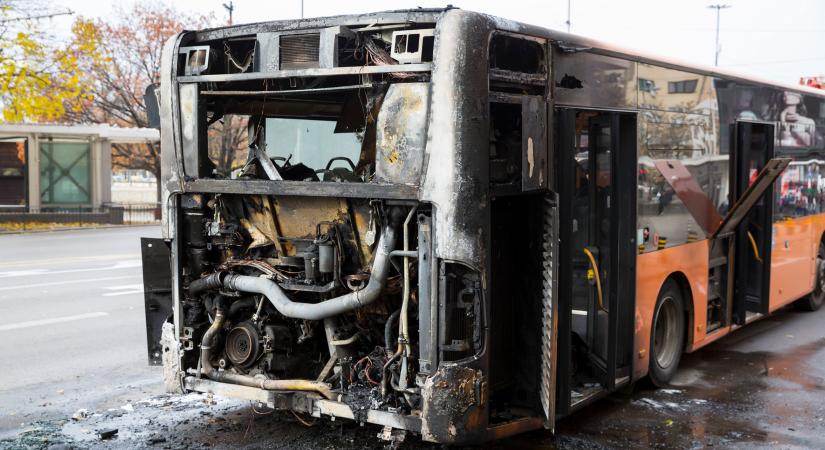 Peches sorozat a budapesti busztűz, vagy lesz folytatás?
