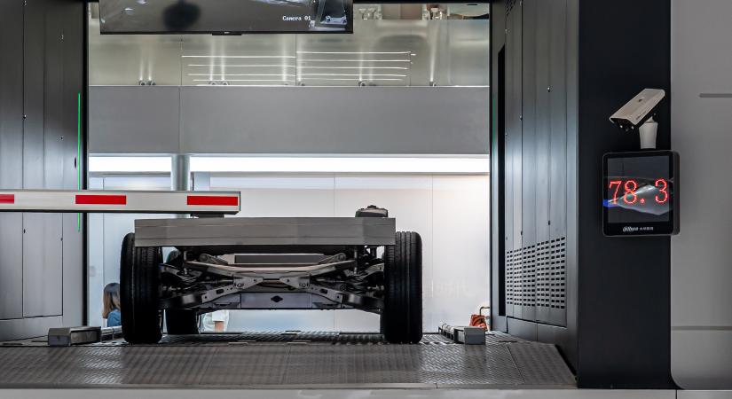 Új akkucsere-hálózatot építhet a Mitsubishi és a Bosch