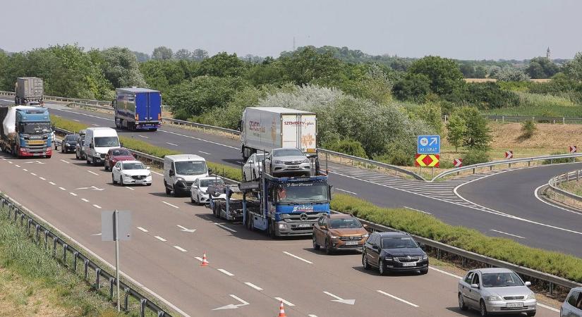 Baleset történt az M3-ason, a helyszínelés több óráig tarthat
