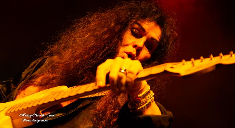 Pengetők és Paganini – Yngwie Malmsteen a MOM Kultban – koncertbeszámoló