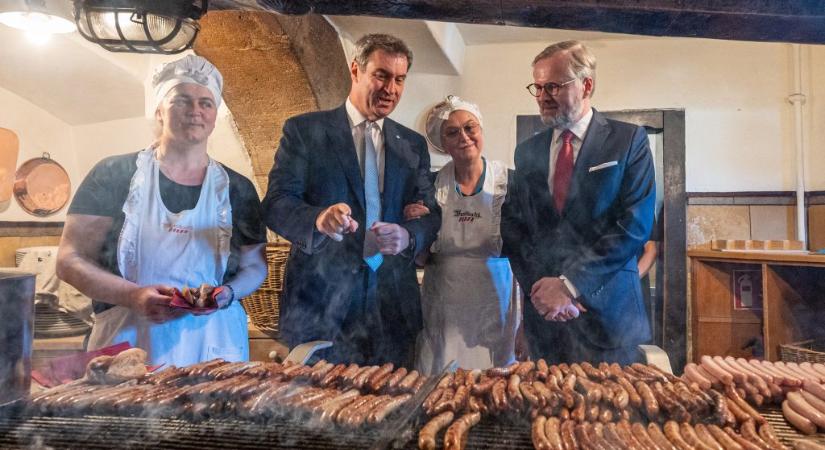 Kitört a kolbászháború