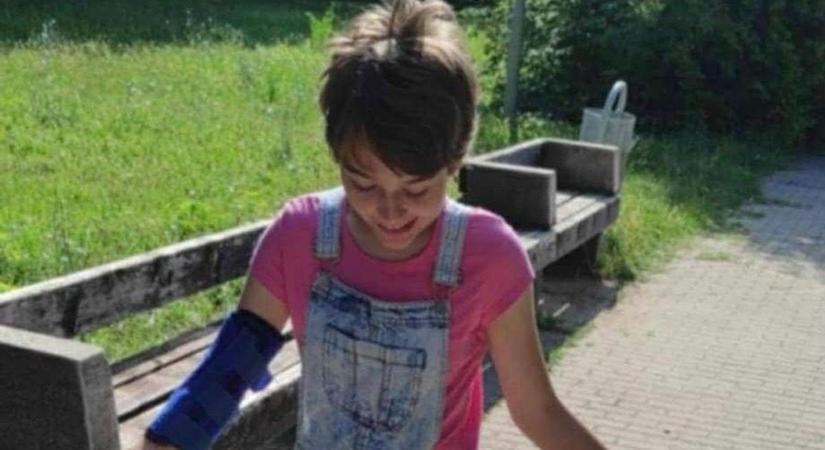 A ritka betegséggel küzdő Kamilláért indult licit, Szoboszlai meze kerül kalapács alá