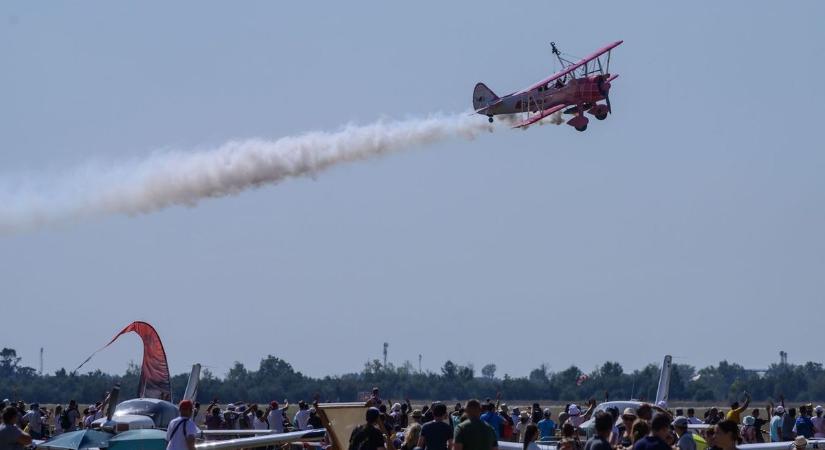 Repülős fanok figyelem! A Szeged International Airshow helyett máshol lesz a show