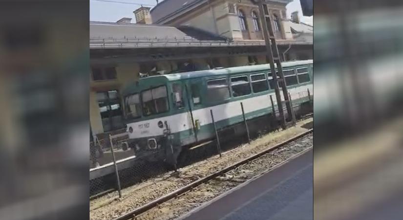 Kaposvárra ért a HÉV Budapestről, meglepő forgalomszervezést produkált a MÁV