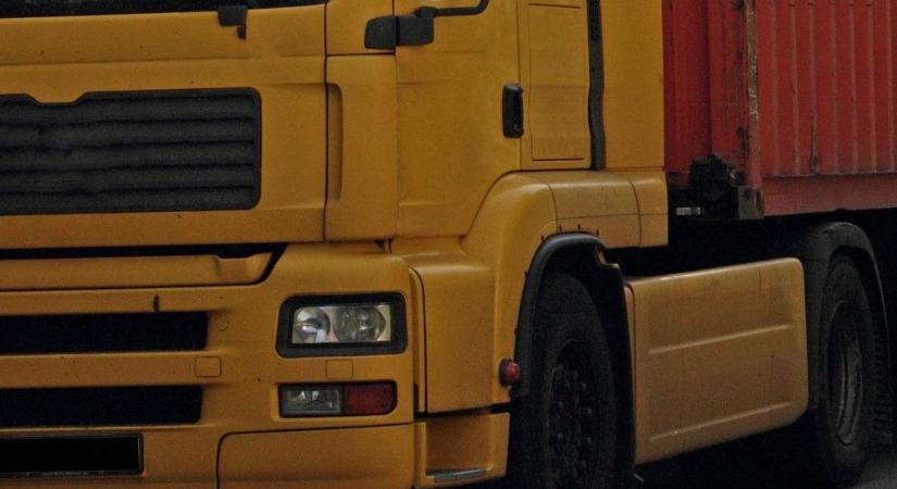 Ma este kamionok és motorok dübörögnek végig Szombathelyen