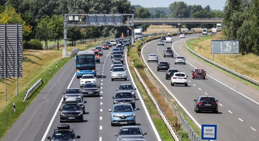 Péntek délutánra már több baleset is történt a környéken