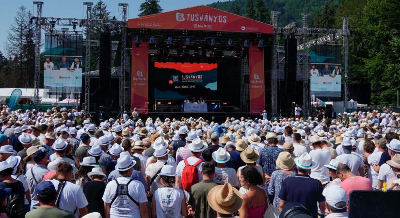 Hazug urak és hiszékeny alattvalók Magyarországa