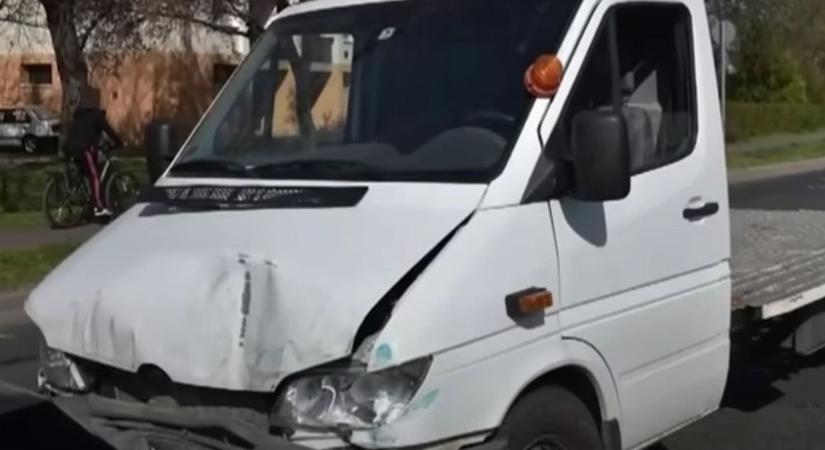 Egymás után törte össze a kocsikat a tapolcai ámokfutó, a rendőröket is megpróbálta elgázolni (videó)