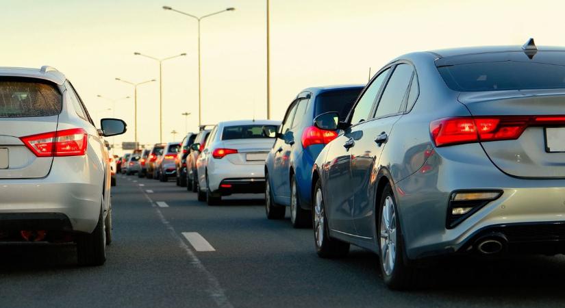 Egymást érték a balesetek a forgalmas főúton, torlódásra kell számítani