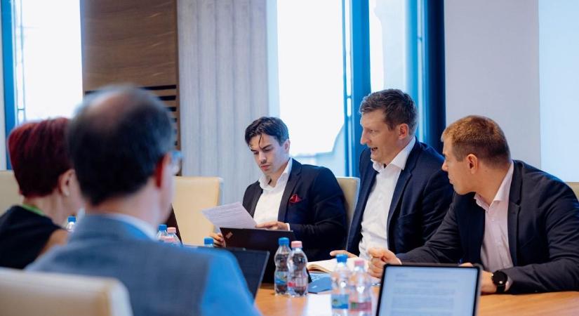 3 százalékos hitel: a kormány biztosra megy – útmutatót kapnak a bankok az Otthon Start programhoz