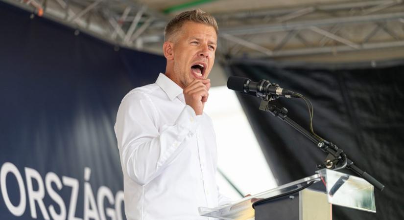 Magyar Péter: Az Orbán-kormány alkalmatlansága miatt kilopják alólunk a harci eszközöket