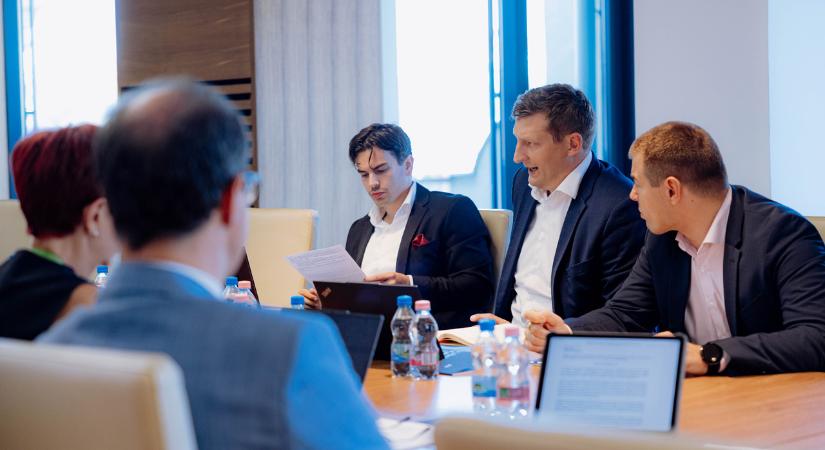 Otthon Start Program: a Bankszövetség képviselőivel egyeztetett Panyi Miklós