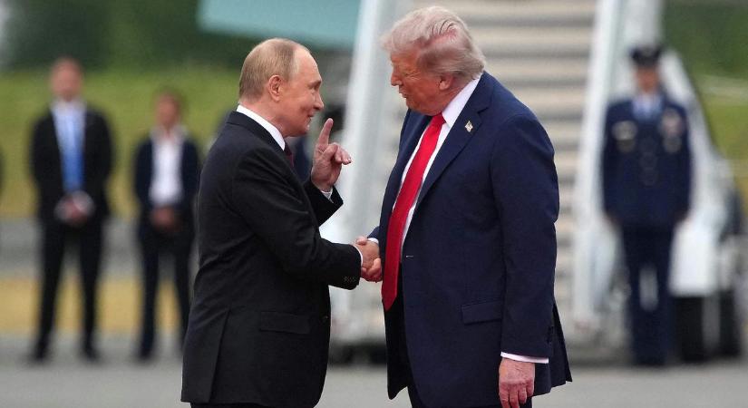Mire lehet következtetni Trump és Putyin testbeszédéből?