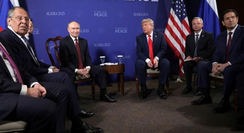 Befejeződött az amerikai–orosz elnöki találkozó, Trump és Putyin sajtótájékoztatót tart (frissül)