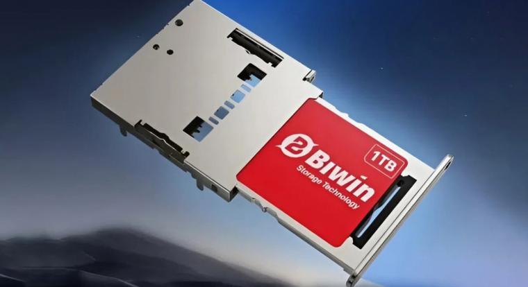 Jönnek a SIM-kártya méretű SSD-k