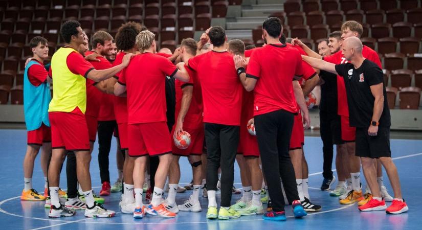 Csak egy góllal verték meg az egyiptomiakat, de döntőben a veszprémiek