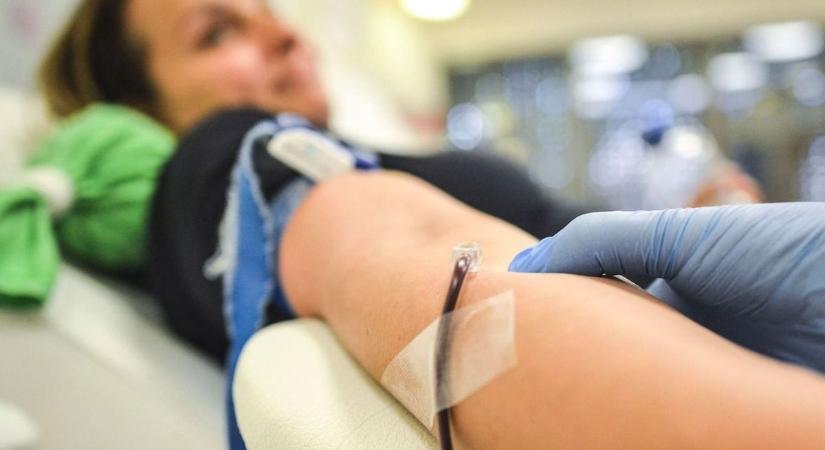 Támad a Nyugat-nílusi láz: átalakították a véradási rendszert Magyarországon