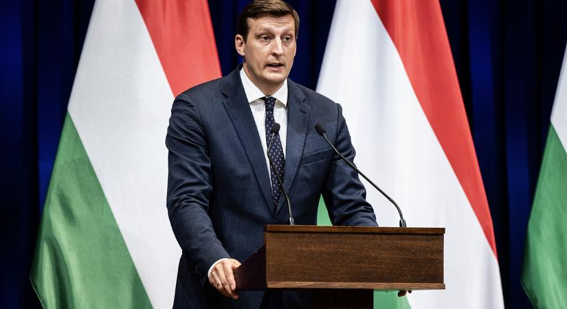 Nagy versenyre számít Panyi Miklós a bankok között