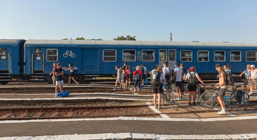 Augusztus 21-től egy hétig jelentősen változik a vonatközlekedés a Dombóvár-Gyékényes vasútvonalon
