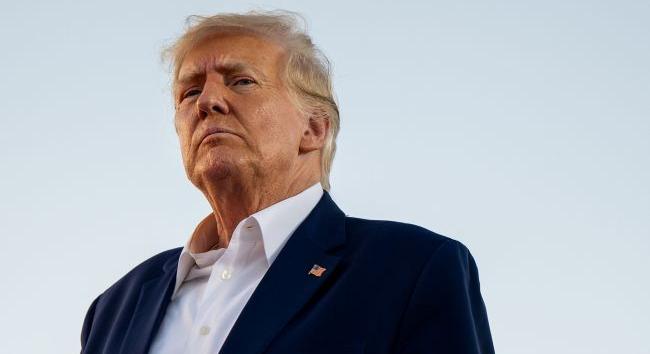 Trump beszélt Zelenszkijjel és felhívta a NATO vezetőit, miután találkozott Putyinnal
