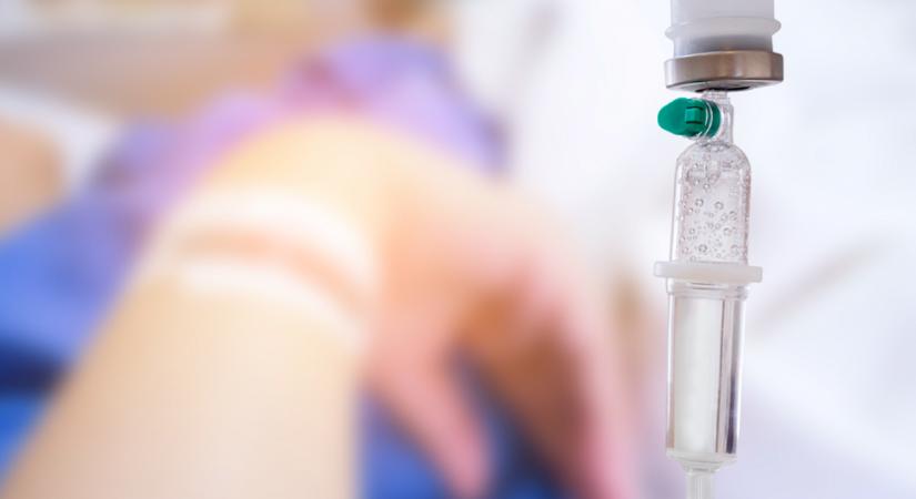 Kómába esik a fiatal lány: amikor fontos levelet kap, csoda történik - Fotók