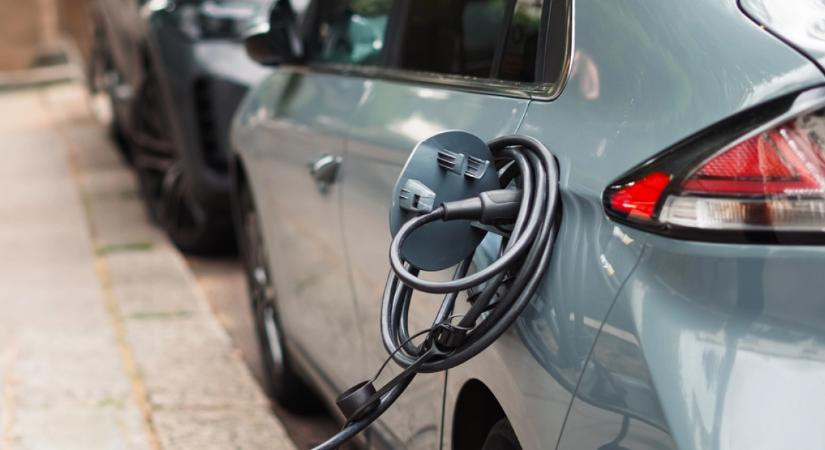 Felpörgött az elektromos autók eladása