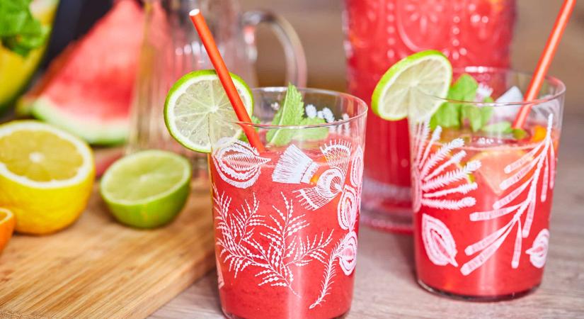 7 frissítő gyümölcsös ital, ami segít túlélni a kánikulát