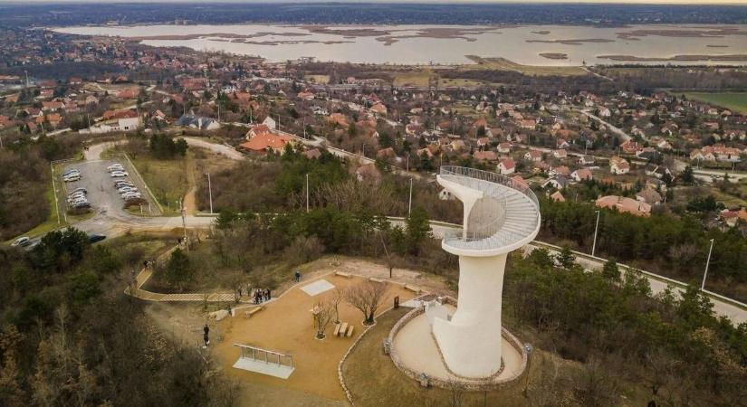 Velence 201: nagyszabású születésnapi fesztivál a Tópart utcán