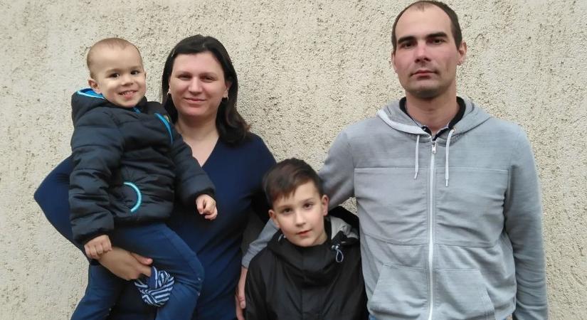 Milliárdos génterápia adhat esélyt a kisfiúnak, Krisztiánnak!