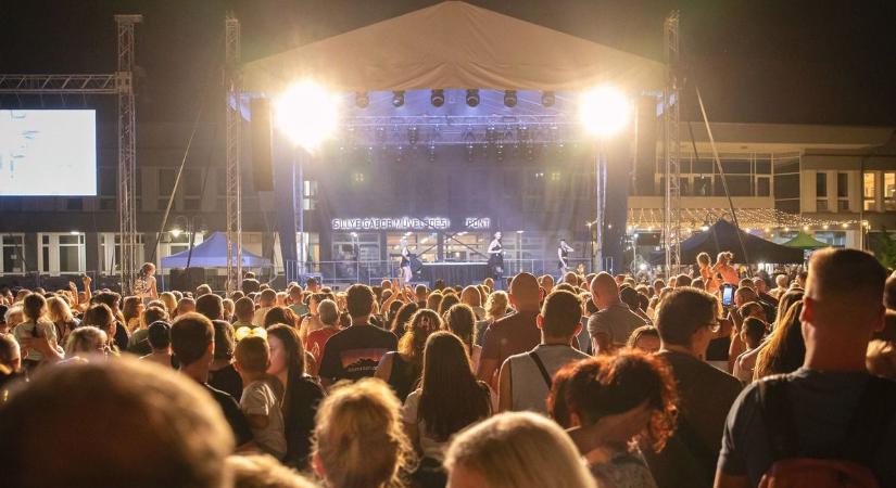 Óriási bulival indult be a Hajdúhét pénteken! Mutatjuk a legjobb fotókat – fotókkal, videóval