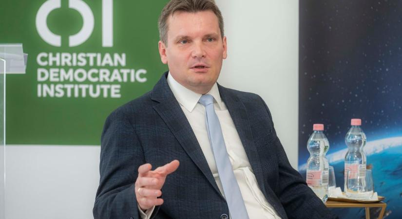 Feljelentette Semjén Zsoltot a KDNP-ből kiugrott Gaal Gergely