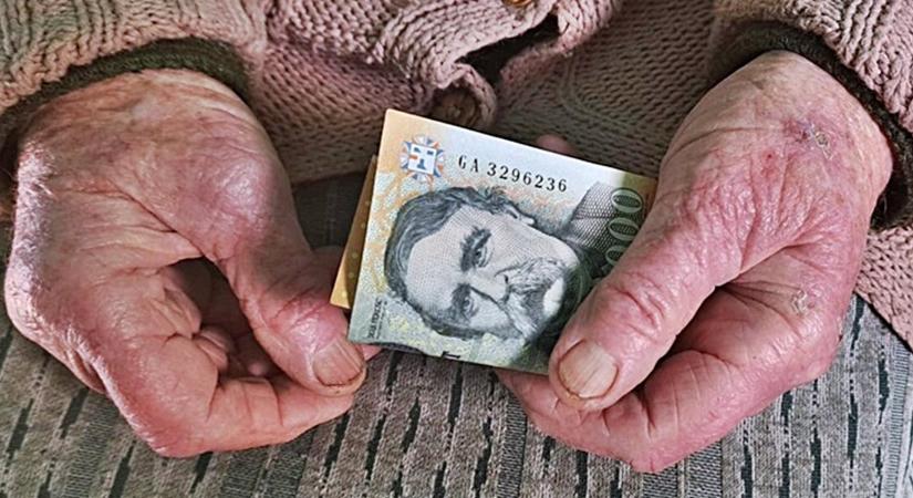 Fontos pénzügyi változás nyugdíjas korban – Így érinti őket