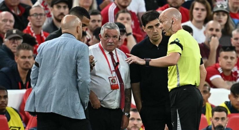 Megszólalt Szoboszlaiék meccse után a focista, aki miatt félbeszakították a Liverpool meccsét