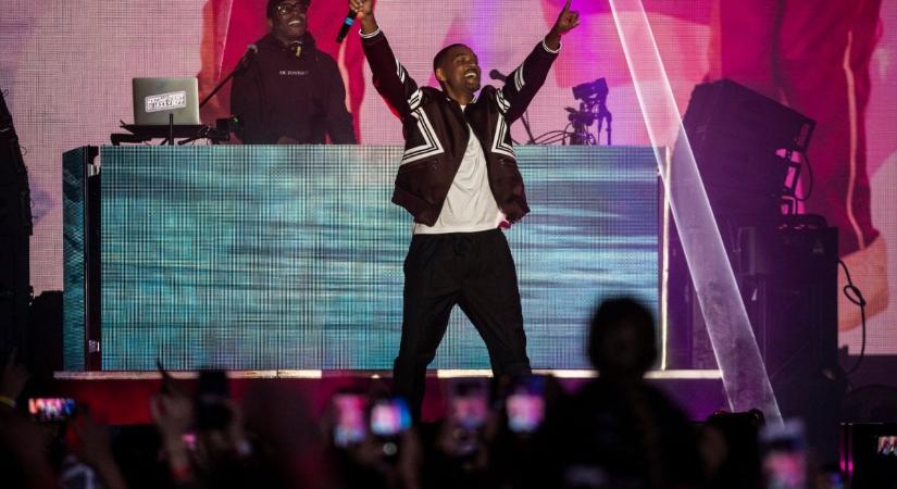 Will Smith nem okozott csalódást budapesti koncertjén, a híres pofonról is beszélt