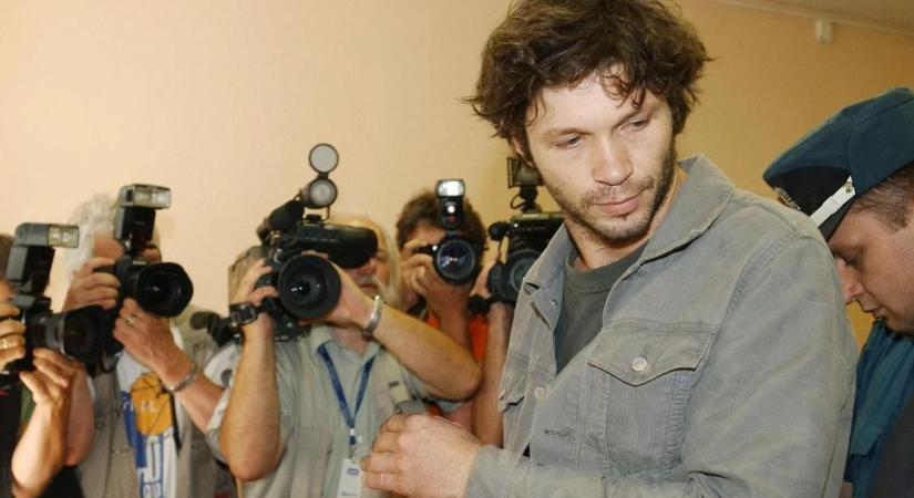 Barátnőjét halálra verte, magyar feleségét öngyilkosságba kergette a francia rocksztár